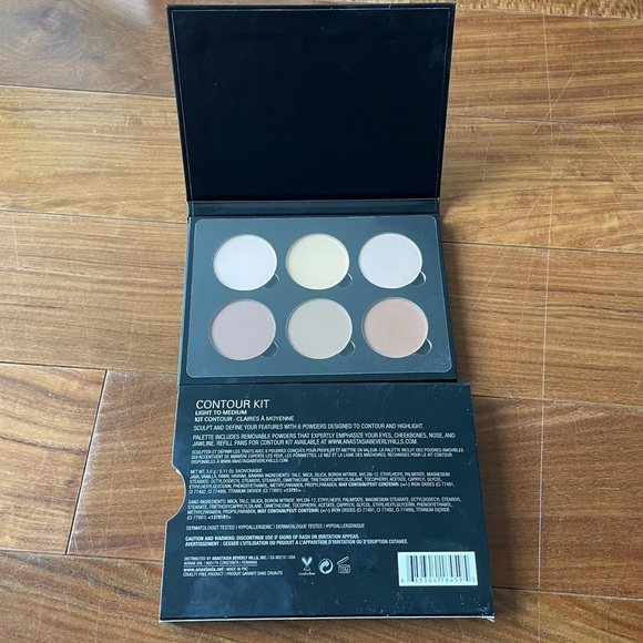Anastasia Beverly Hills Powder Contour Kit - Light to Medium - Picture 5 of 5